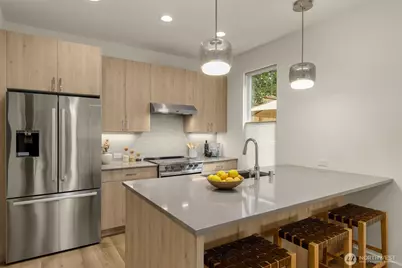 115 B N 105th Street, Seattle, WA 98133 - Photo 11