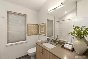 115 B N 105th St, Seattle, WA 98133 - Photo 19