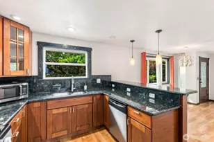 1252 SW Othello St, Seattle, WA 98106 - Photo 13