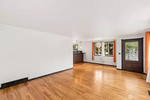 1252 SW Othello St, Seattle, WA 98106 - Photo 9
