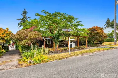 1252 SW Othello Street, Seattle, WA 98106 - Photo 3