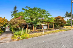 1252 SW Othello St, Seattle, WA 98106 - Photo 3