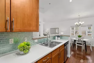 2952 SW Raymond St, Seattle, WA 98126 - Photo 9