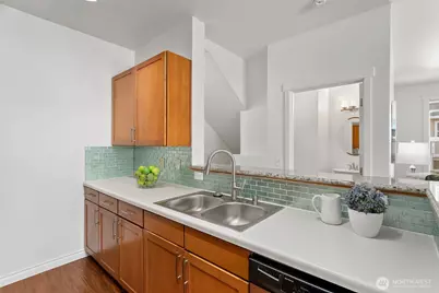 2952 SW Raymond Street, Seattle, WA 98126 - Photo 11