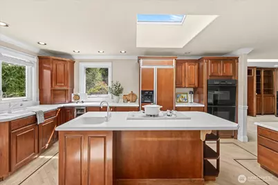 1512 9th Avenue N, Edmonds, WA 98020 - Photo 7