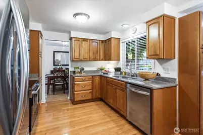 22414 NE 12th Court, Sammamish, WA 98074 - Photo 11