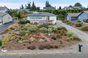 220 Moonlight Dr, Sequim, WA 98382 - Photo 1