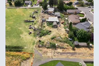 703 N 5th Street, Grandview, WA 98930 - Photo 23