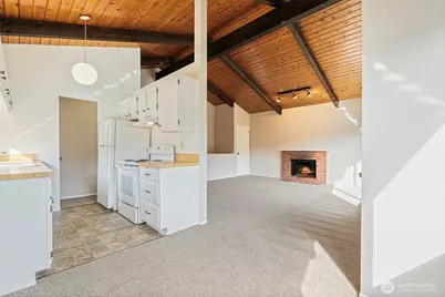 2619 58th Avenue SW #Upper, Seattle, WA 98116 - Photo 5