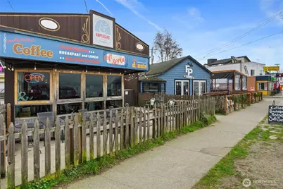 2619 58th Avenue SW #Upper, Seattle, WA 98116 - Photo 19