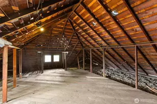 2007 South Main St, Seattle, WA 98144 - Photo 33