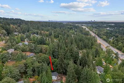 16931 SE Newport Way, Bellevue, WA 98006 - Photo 3