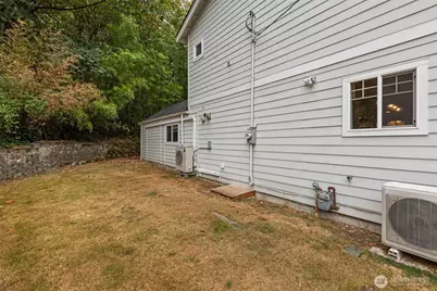 16931 SE Newport Way, Bellevue, WA 98006 - Photo 13