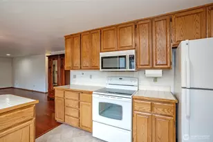 8014 53rd St W, University Place, WA 98467 - Photo 13