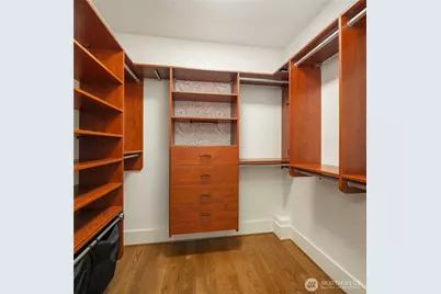 9801 NE 4th Street #D, Bellevue, WA 98004 - Photo 21