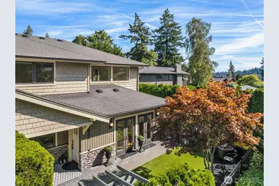 9801 NE 4th Street #D, Bellevue, WA 98004 - Photo 1