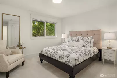 9801 NE 4th Street #D, Bellevue, WA 98004 - Photo 27