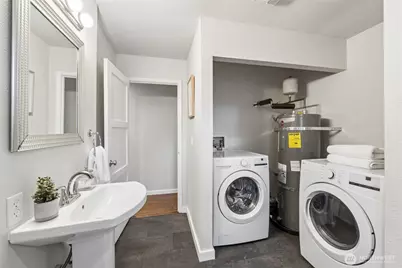 11409 11th Avenue SW, Seattle, WA 98146 - Photo 21