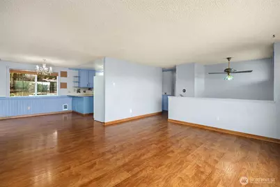 2861 Heller Road, Oak Harbor, WA 98277 - Photo 13