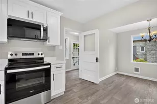 1412 N Steele St, Tacoma, WA 98406 - Photo 7