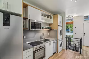 3857 21st Ave SW, Seattle, WA 98106 - Photo 7