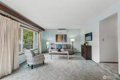 13742 39th Avenue NE, Seattle, WA 98125 - Photo 11