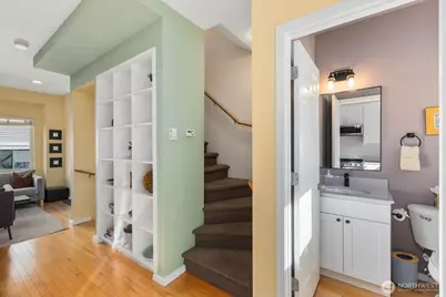 1216 E Fir Street #A, Seattle, WA 98122 - Photo 9