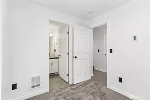 5030 Delridge Wy SW, Seattle, WA 98106 - Photo 5