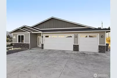 610 19th Street NE, East Wenatchee, WA 98802 - Photo 1