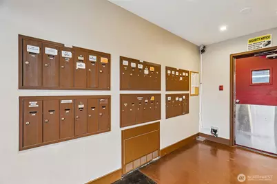 7323 Sand Point Way NE #106, Seattle, WA 98115 - Photo 27