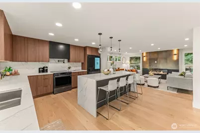 6123 110th Avenue SE, Bellevue, WA 98006 - Photo 9