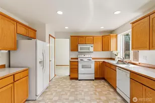 3710 73rd Dr NE, Marysville, WA 98270 - Photo 11
