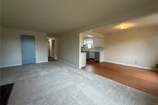 814 W 11th St, Port Angeles, WA 98363 - Photo 3