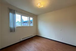 814 W 11th St, Port Angeles, WA 98363 - Photo 13
