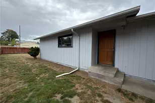 814 W 11th St, Port Angeles, WA 98363 - Photo 15