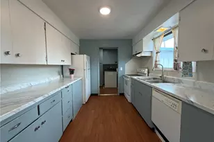 814 W 11th St, Port Angeles, WA 98363 - Photo 5
