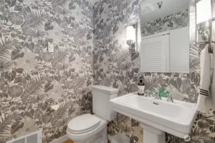 1406 Harvard Ave, Seattle, WA 98122 - Photo 15