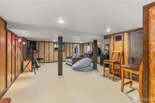 9376 Endicott St NE, Bainbridge Island, WA 98110 - Photo 31