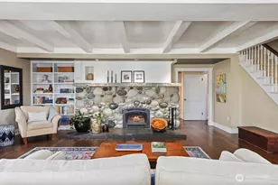 9376 Endicott St NE, Bainbridge Island, WA 98110 - Photo 9