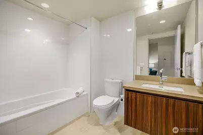 583 Battery Street #3701N, Seattle, WA 98121 - Photo 17