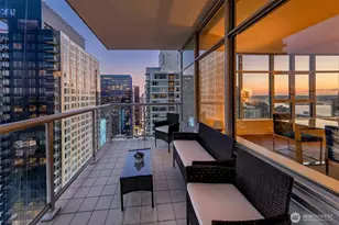 583 Battery St, Seattle, WA 98121 - Photo 7