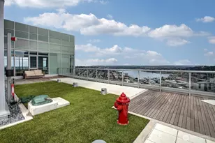 583 Battery St, Seattle, WA 98121 - Photo 23