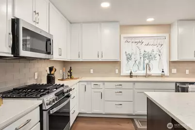 550 Paradise Lane #B201, Edmonds, WA 98020 - Photo 9