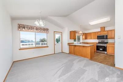 100 Bay View St, Sequim, WA 98382 - Photo 7