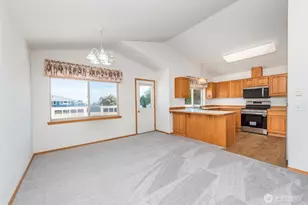 100 Bay View St, Sequim, WA 98382 - Photo 7