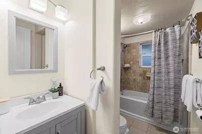 3019 E Union Street, Seattle, WA 98122 - Photo 17
