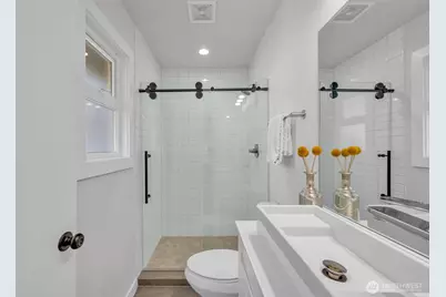 1015 S 202nd Street, Des Moines, WA 98198 - Photo 29