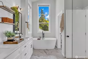 1015 S 202nd St, Des Moines, WA 98198 - Photo 19