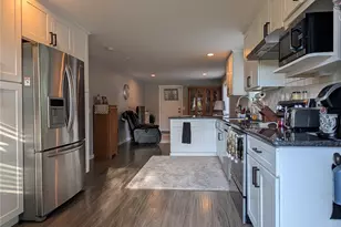 1419 14th St SW, Puyallup, WA 98371 - Photo 5