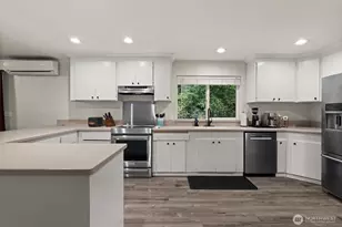 8221 164th St NW, Gig Harbor, WA 98329 - Photo 13